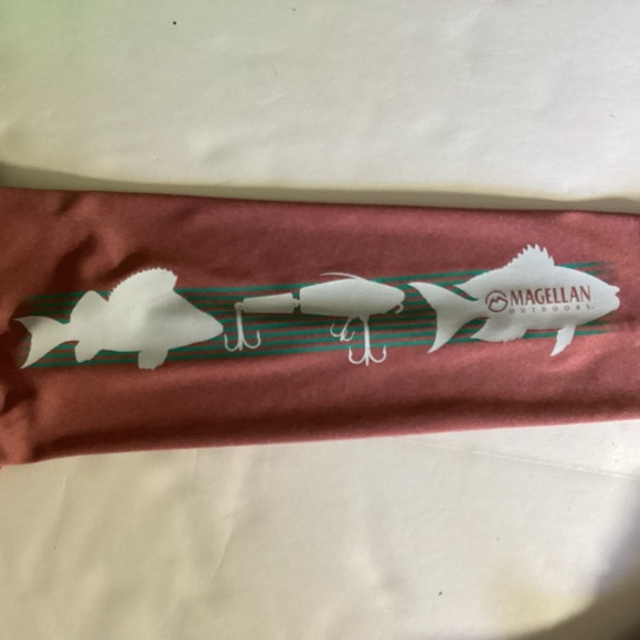 Magellan Outdoors Fish Gear Shirt Size Medium - Picture 3 of 6